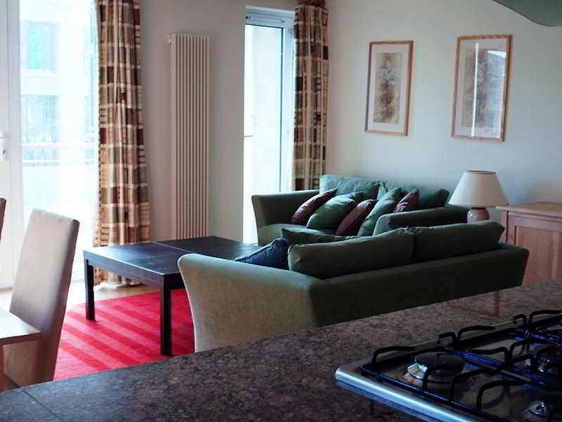 Dreamhouse Apartments Edinburgh Holyrood Park Room photo