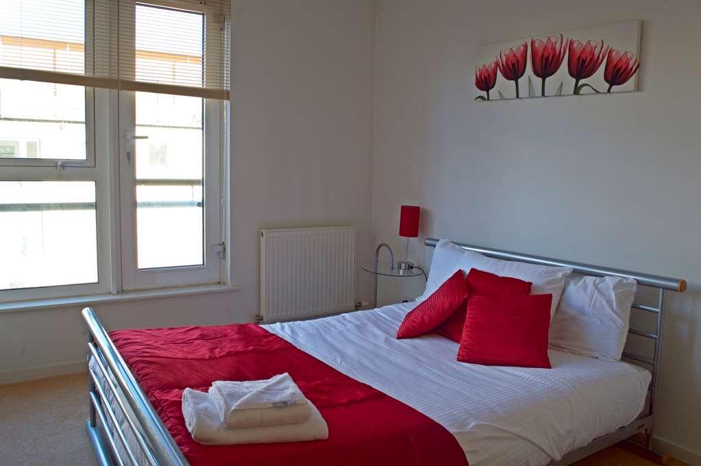 Dreamhouse Apartments Edinburgh Holyrood Park Room photo